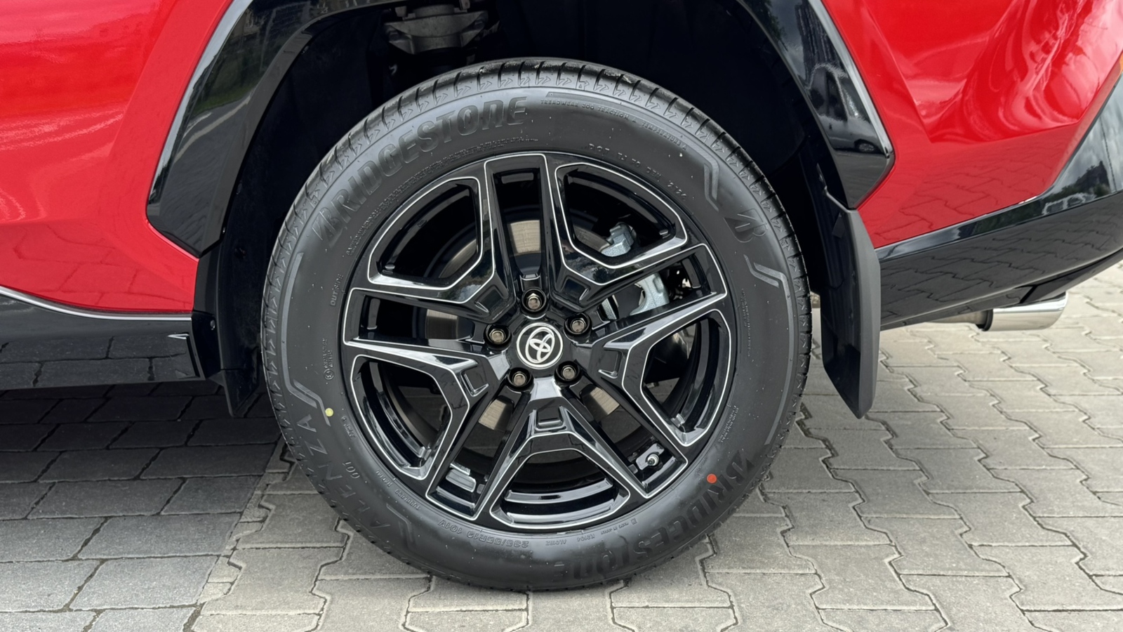 Toyota RAV4 2024 року, Універсал, Тойота Центр Івано-Франківськ "Класик-Авто", м.Івано-Франківськ | Фото № 16 Toyota RAV4 2024 року з пробігом 1784 км, Універсал, Тойота Центр Івано-Франківськ "Класик-Авто", м.Івано-Франківськ - 2137500 ГРН | Фото № 16
