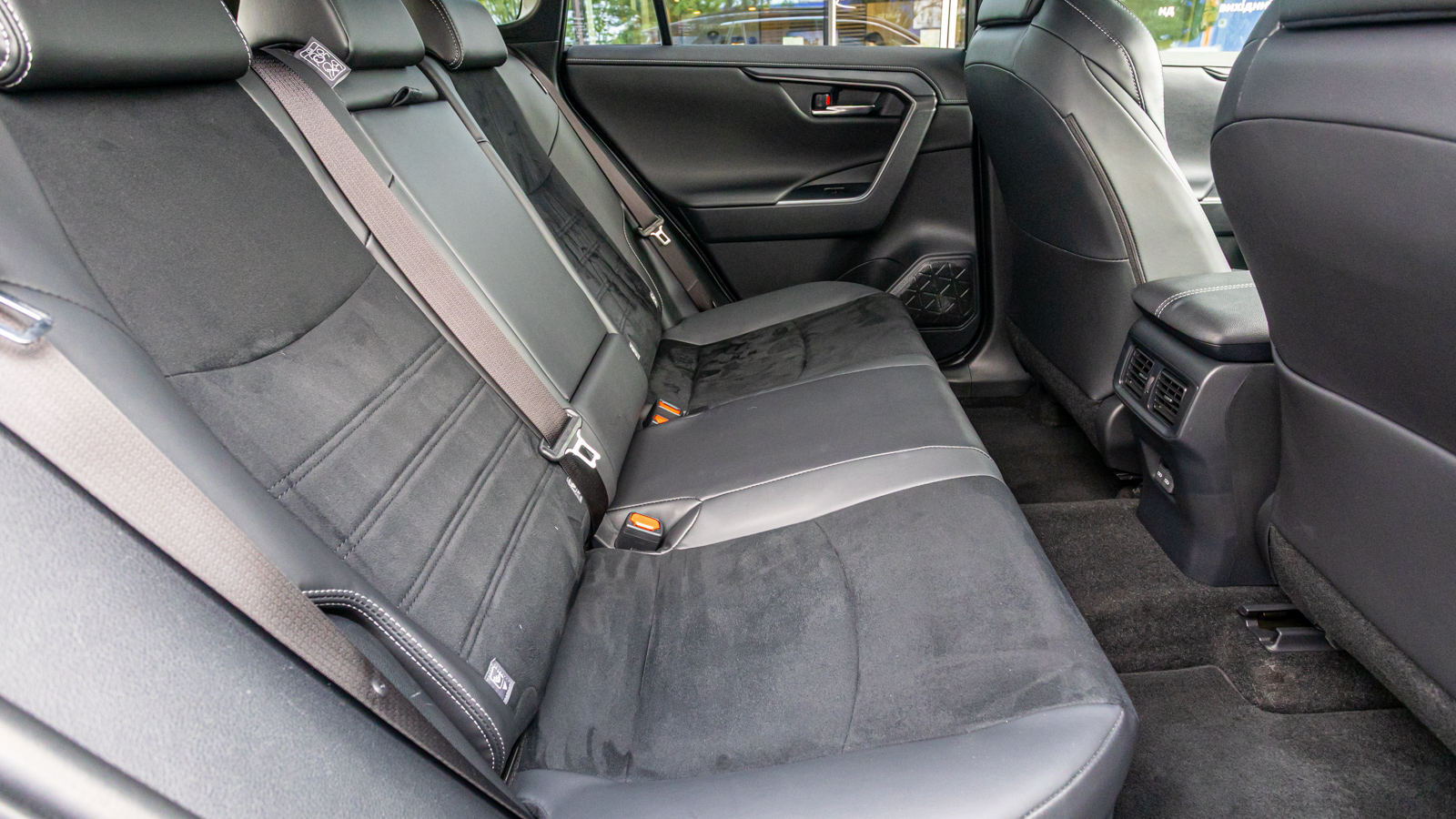 Toyota RAV4 2024 року з пробігом 4659 км, Універсал, Тойота Центр Дніпро "Алмаз Мотор" на Запорізькому шосе, м.Дніпро - 2300000 ГРН | Фото № 7
