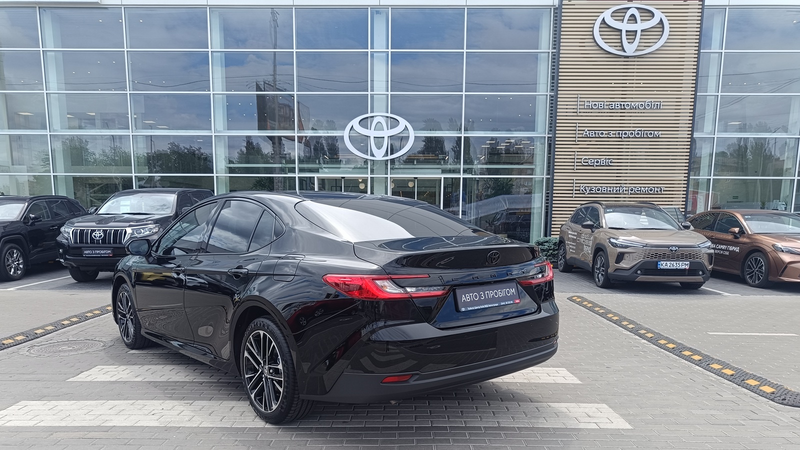 Toyota CAMRY 2026 року з пробігом 1375 км, Седан, Тойота Центр Київ "ВіДі Автострада", м.Київ - 2205000 ГРН | Фото № 2
