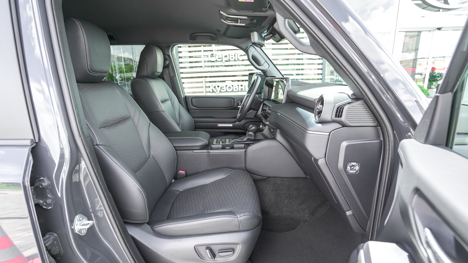 Toyota LAND CRUISER PRADO 2024 року з пробігом 13045 км, Універсал, Тойота Центр Львів "Діамант", м.Львів - 3066800 ГРН | Фото № 6