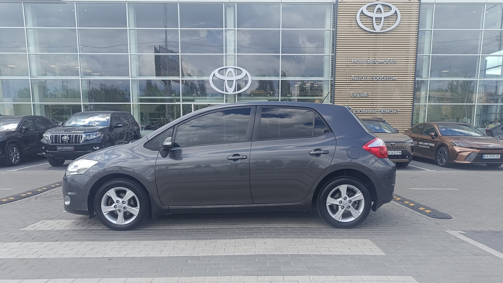 Toyota Auris 2011 року, Хетчбек, Тойота Центр Київ "ВіДі Автострада", м.Київ | Фото № 3 Toyota Auris 2011 року з пробігом 173336 км, Хетчбек, Тойота Центр Київ "ВіДі Автострада", м.Київ - 372000 ГРН | Фото № 3