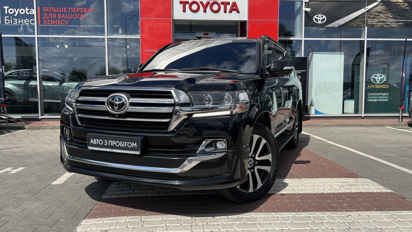 Toyota LAND CRUISER 2019 року, Універсал, Тойота Центр Вінниця "Преміум Мотор", м.Вінниця | Фото № 1 Toyota LAND CRUISER 2019 року з пробігом 171568 км, Універсал, Тойота Центр Вінниця "Преміум Мотор", м.Вінниця - 2600000 ГРН | Фото № 1