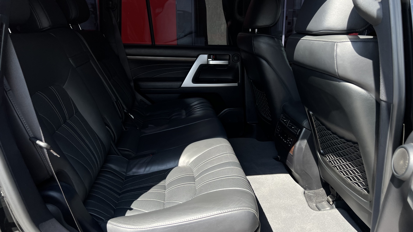 Toyota LAND CRUISER 2019 року, Універсал, Тойота Центр Вінниця "Преміум Мотор", м.Вінниця | Фото № 7 Toyota LAND CRUISER 2019 року з пробігом 171568 км, Універсал, Тойота Центр Вінниця "Преміум Мотор", м.Вінниця - 2600000 ГРН | Фото № 7