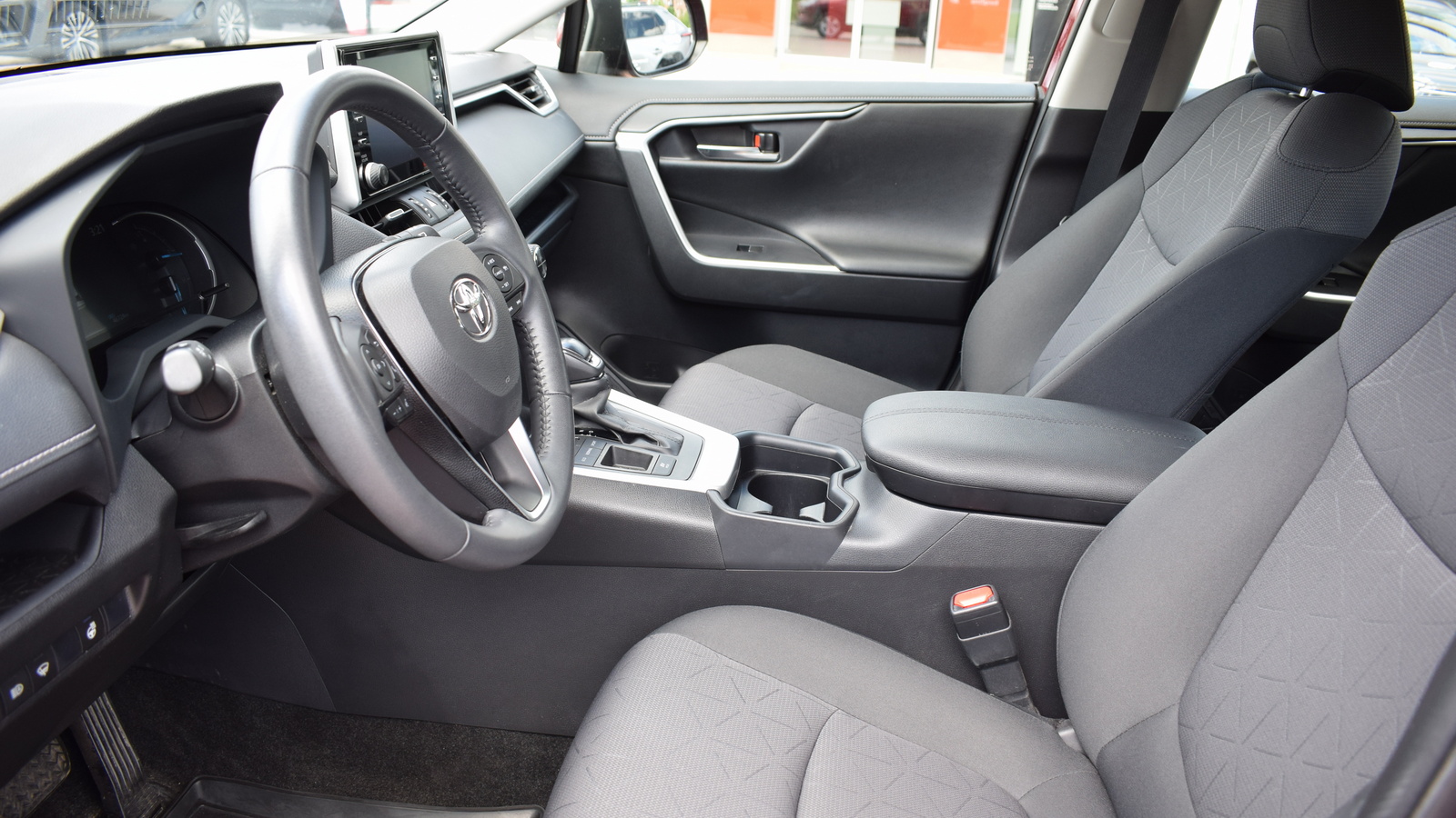 Toyota RAV4 2021 року, Універсал, Тойота Центр Житомир "Стар - Кар", м.Житомир | Фото № 12 Toyota RAV4 2021 року з пробігом 46566 км, Універсал, Тойота Центр Житомир "Стар - Кар", м.Житомир - 1480500 ГРН | Фото № 12
