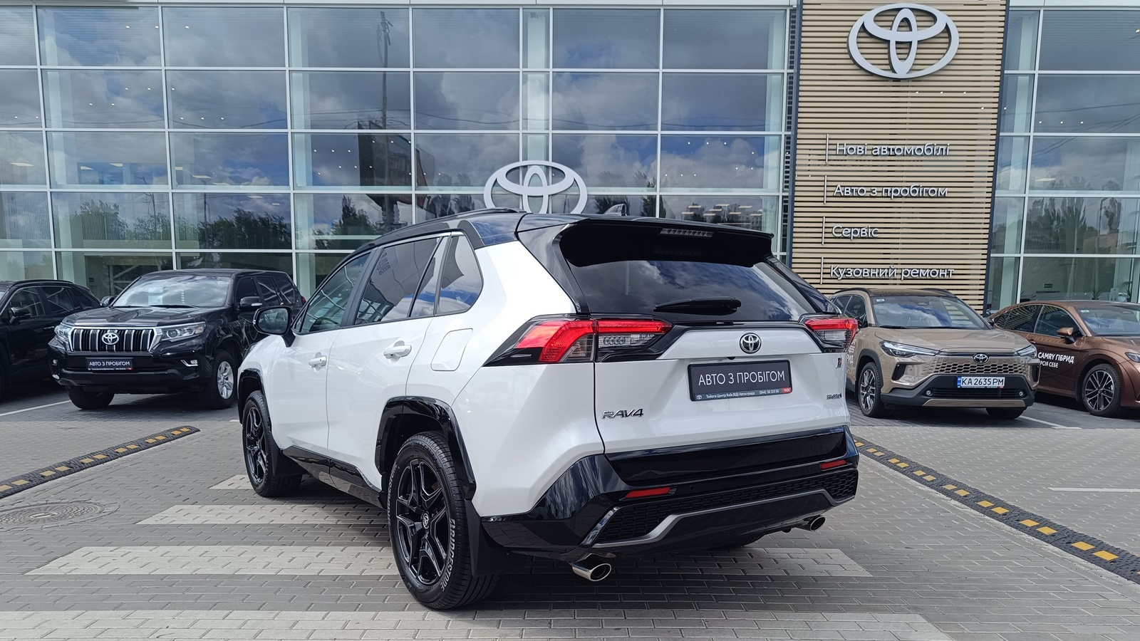 Toyota RAV4 2024 року з пробігом 12103 км, Універсал, Тойота Центр Київ "ВіДі Автострада", м.Київ - 2260000 ГРН | Фото № 2