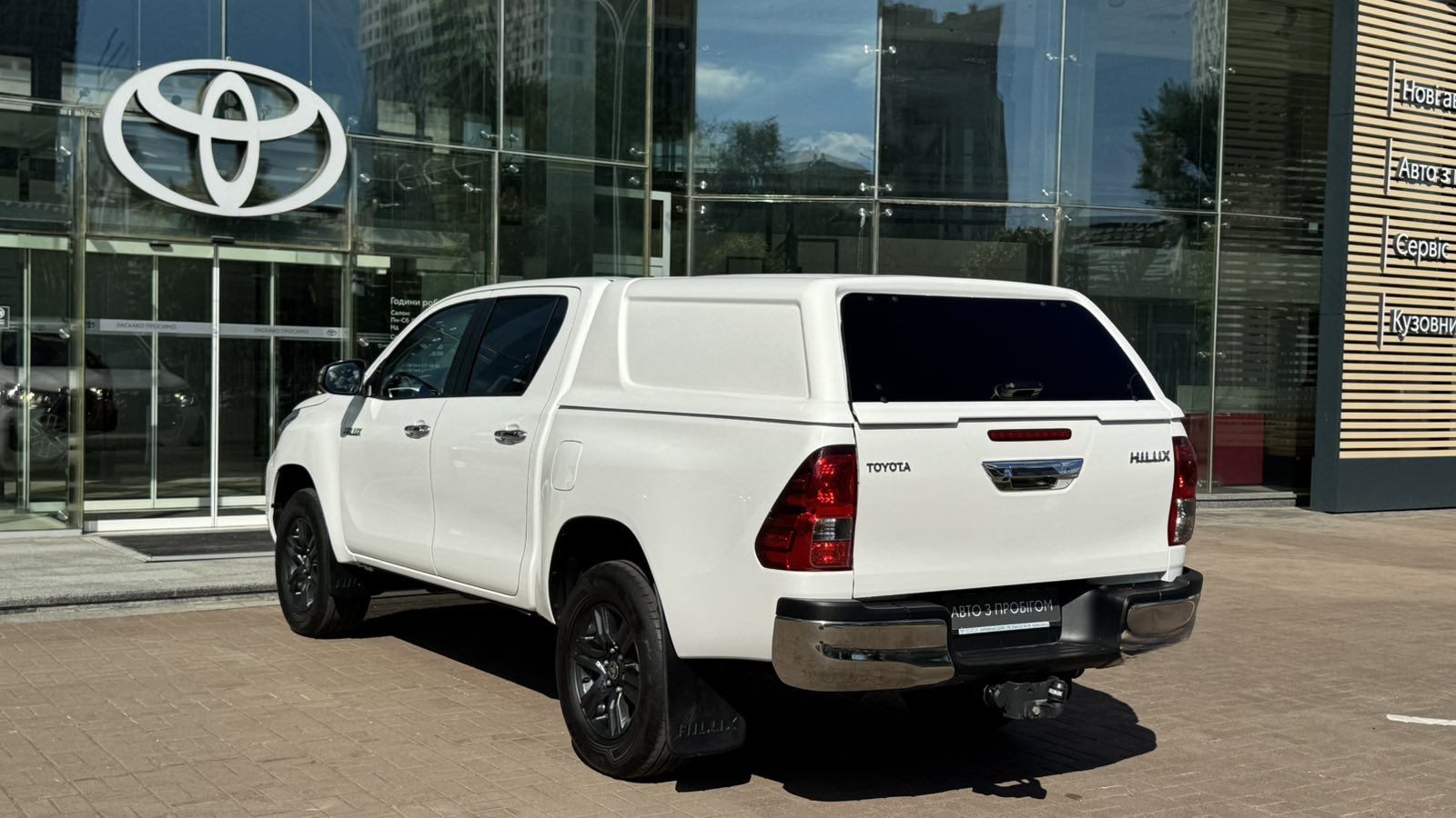 Toyota HILUX 2023 року з пробігом 191591 км, Пікап, Тойота Центр Київ "Автосаміт Укравто", м.Київ - 2069368 ГРН | Фото № 2