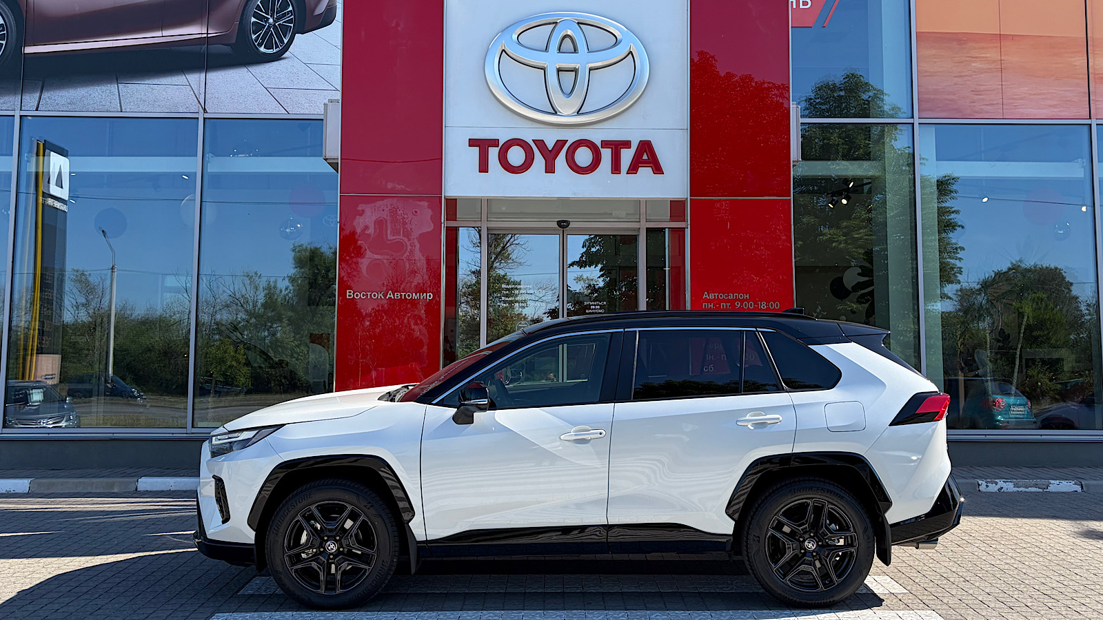 Toyota RAV4 2024 року з пробігом 4682 км, Універсал, Тойота Центр Запоріжжя "Восток Автомир", м.Запоріжжя - 2050320 ГРН | Фото № 3