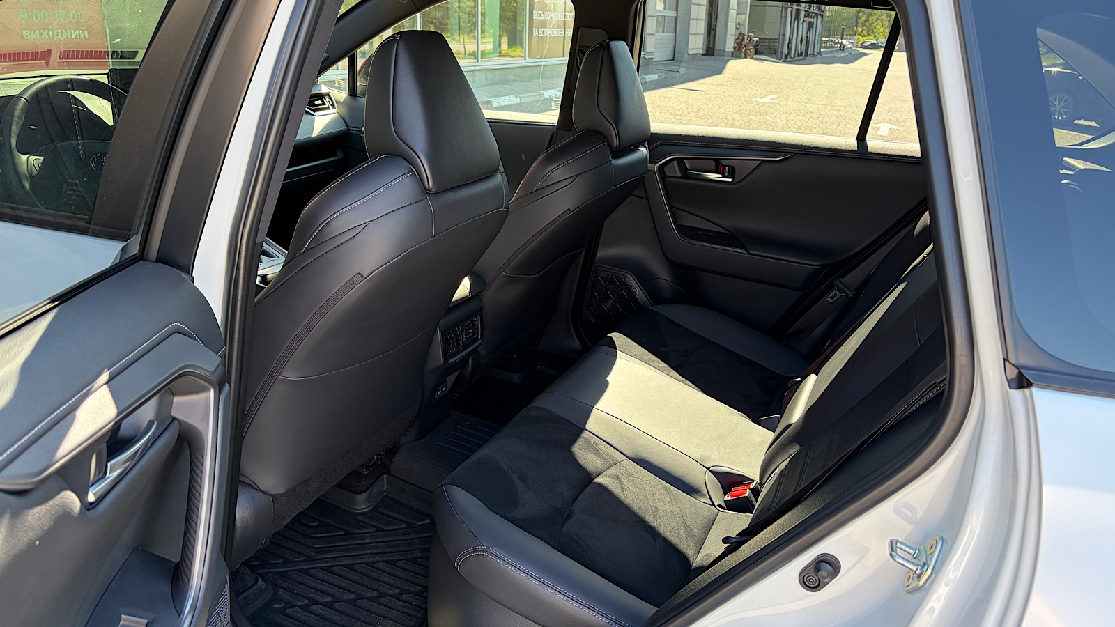 Toyota RAV4 2024 року з пробігом 4682 км, Універсал, Тойота Центр Запоріжжя "Восток Автомир", м.Запоріжжя - 2050320 ГРН | Фото № 11