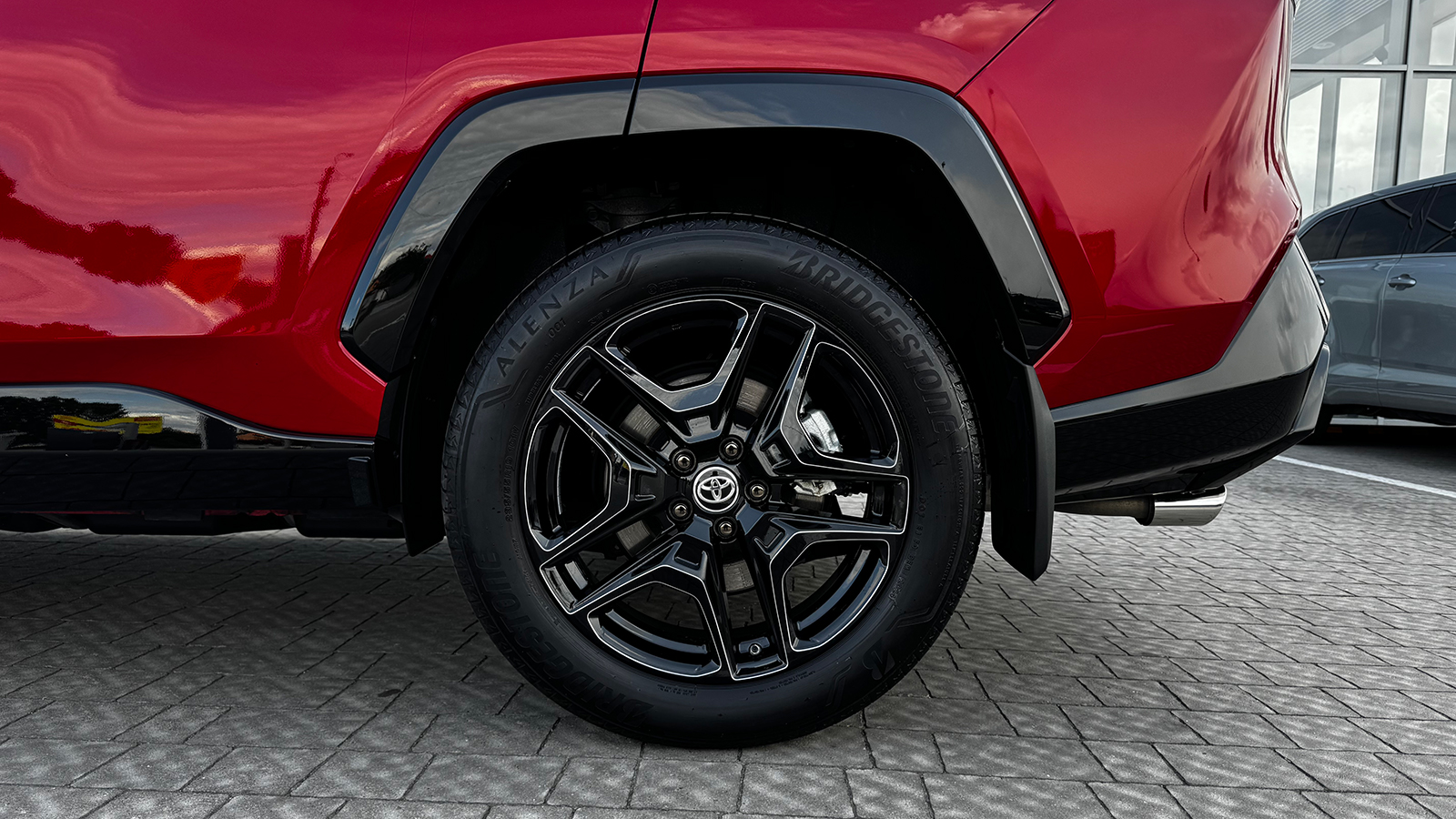 Toyota RAV4 2024 року, Універсал, Тойота Центр Рівне "Агат Авто", м.Рівне | Фото № 16 Toyota RAV4 2024 року з пробігом 5716 км, Універсал, Тойота Центр Рівне "Агат Авто", м.Рівне - 2168670 ГРН | Фото № 16