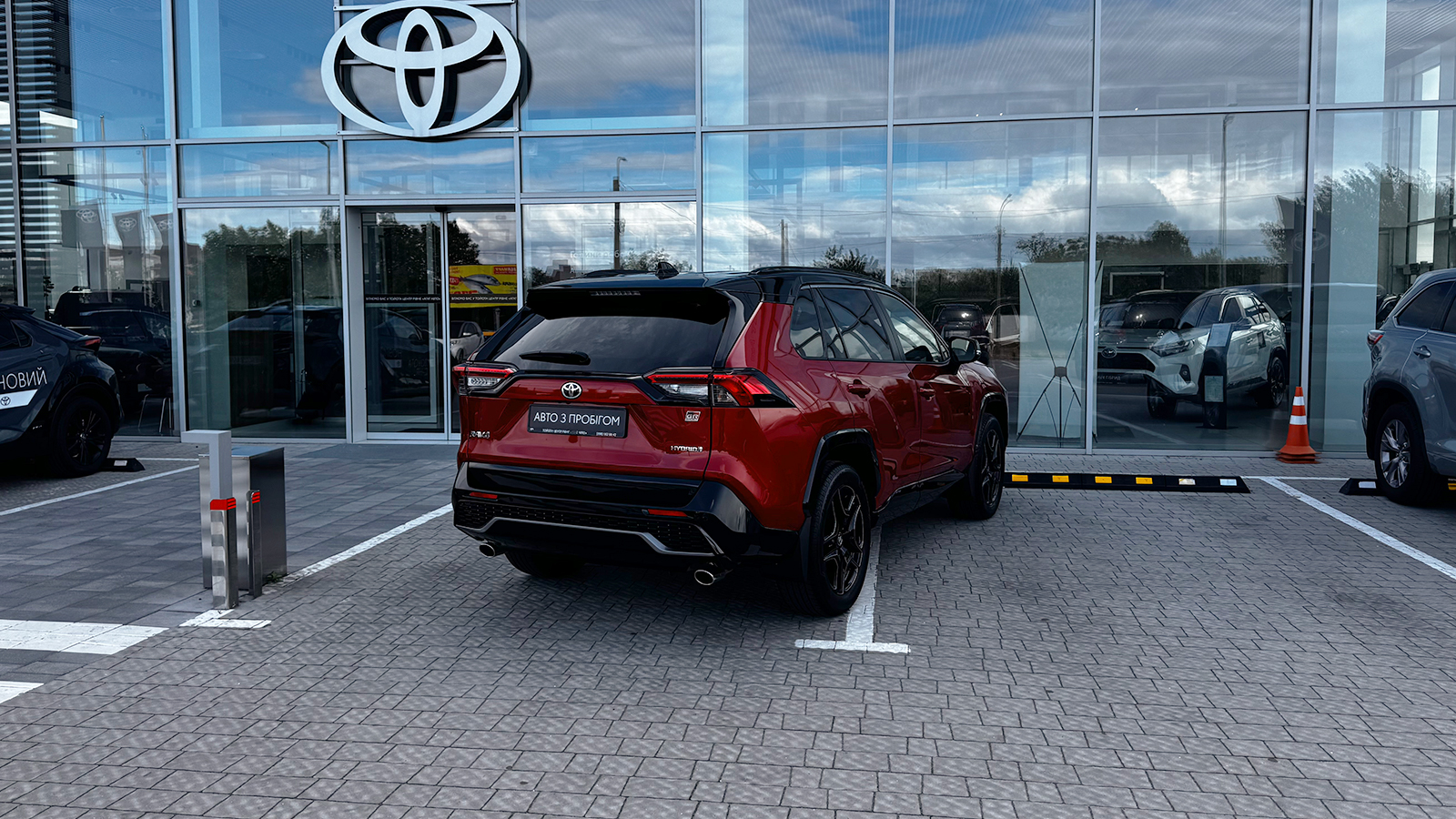 Toyota RAV4 2024 року, Універсал, Тойота Центр Рівне "Агат Авто", м.Рівне | Фото № 18 Toyota RAV4 2024 року з пробігом 5716 км, Універсал, Тойота Центр Рівне "Агат Авто", м.Рівне - 2168670 ГРН | Фото № 18