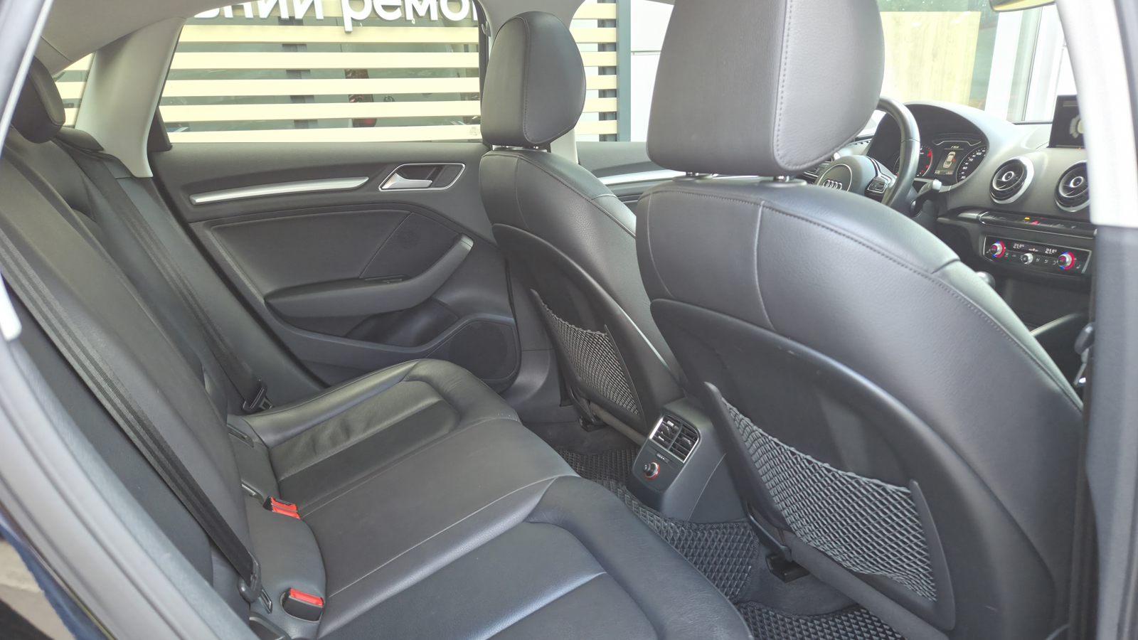 Інші авто AUDI A3 2015 року, Седан, Тойота Центр Кропивницький "Мотор - Олві", м.Кропивницький | Фото № 7 Інші авто AUDI A3 2015 року з пробігом 98743 км, Седан, Тойота Центр Кропивницький "Мотор - Олві", м.Кропивницький - 650000 ГРН | Фото № 7