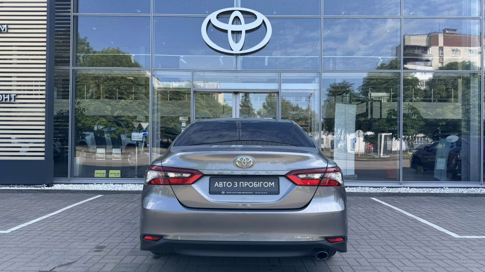 Toyota CAMRY 2021 року з пробігом 175395 км, Седан, Тойота Центр Луцьк "Автоконцепт", м.Луцьк - 1060000 ГРН | Фото № 4