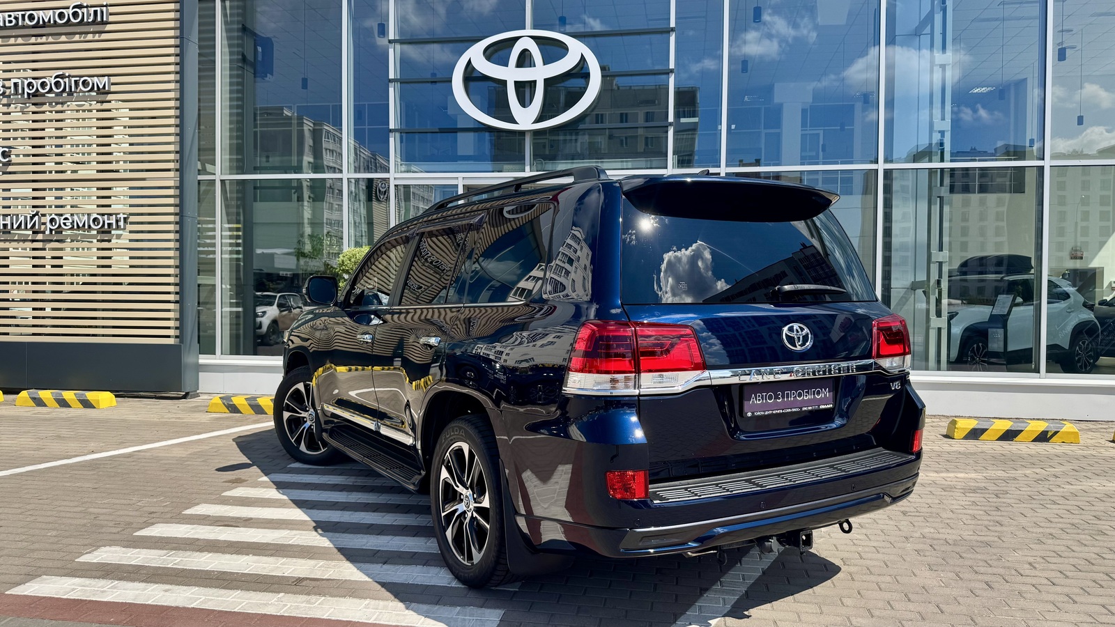Toyota LAND CRUISER 2018 року з пробігом 139349 км, Універсал, Тойота Центр Чернігів "Соллі-Плюс", м.Чернігів - 2560000 ГРН | Фото № 2