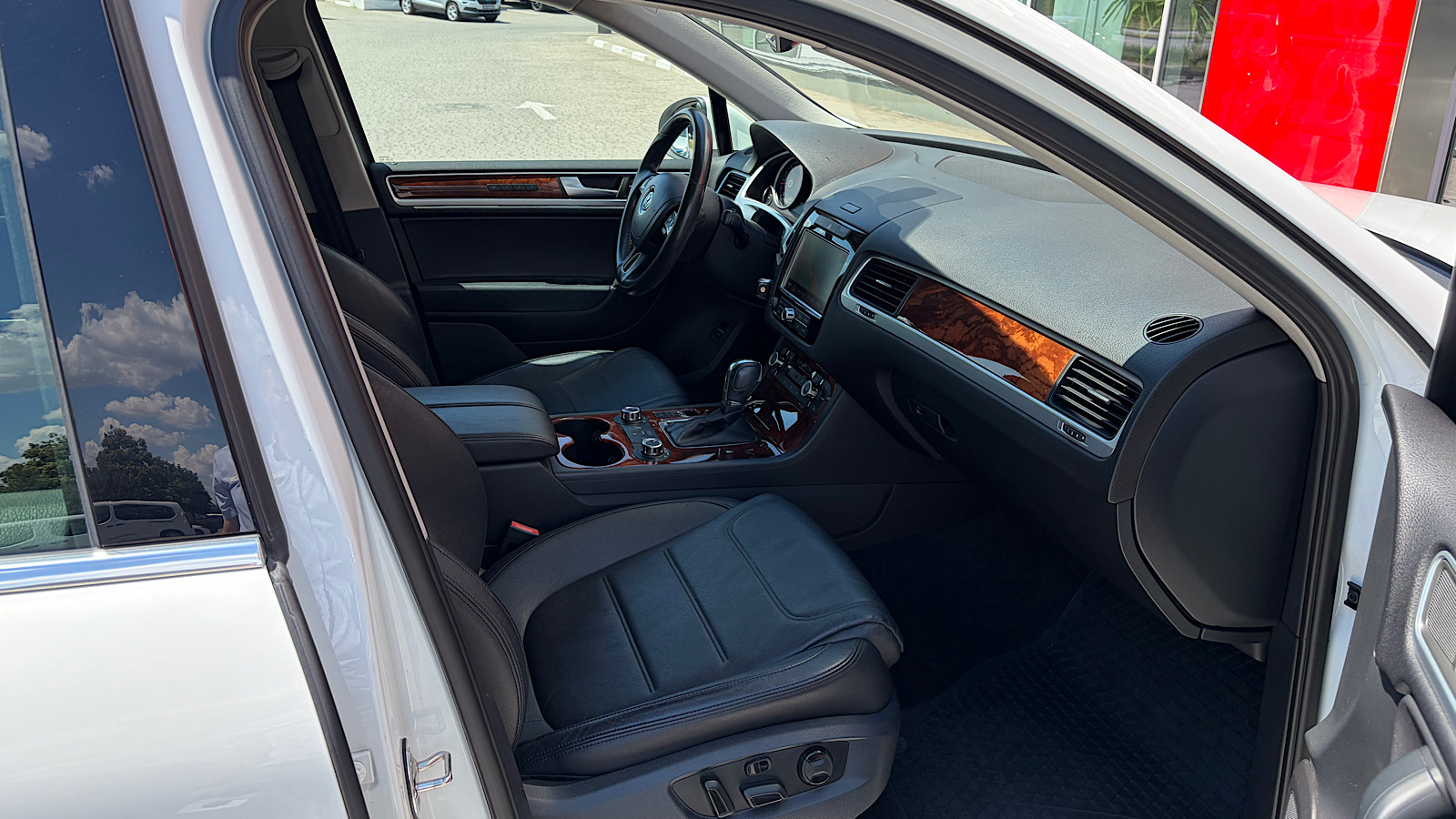 Інші авто VOLKSWAGEN TOUAREG 2012 року з пробігом 81869 км, Універсал, Тойота Центр Запоріжжя "Восток Автомир", м.Запоріжжя - 990000 ГРН | Фото № 6