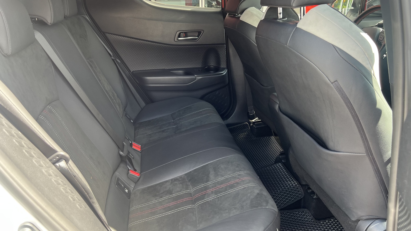 Toyota C-HR 2021 року з пробігом 46942 км, Хетчбек, Тойота Центр Вінниця "Преміум Мотор", м.Вінниця - 1350000 ГРН | Фото № 7