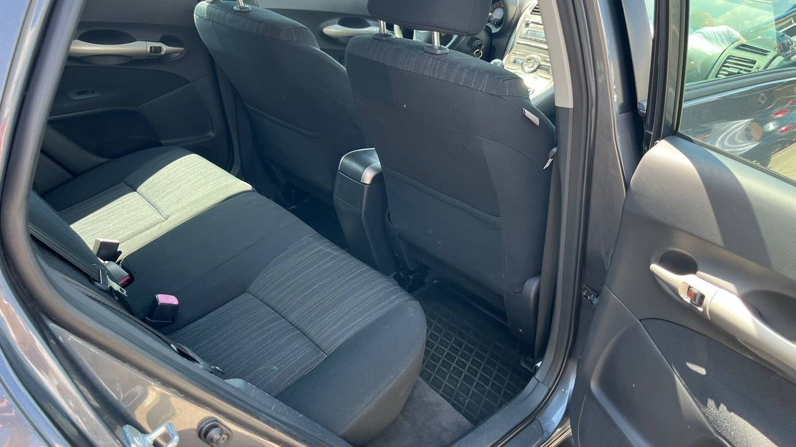 Toyota AURIS 2007 року, Хетчбек, Тойота Центр Хмельницький "Гранд Мотор", м.Хмельницький | Фото № 6 Toyota AURIS 2007 року з пробігом 241000 км, Хетчбек, Тойота Центр Хмельницький "Гранд Мотор", м.Хмельницький - 260000 ГРН | Фото № 6