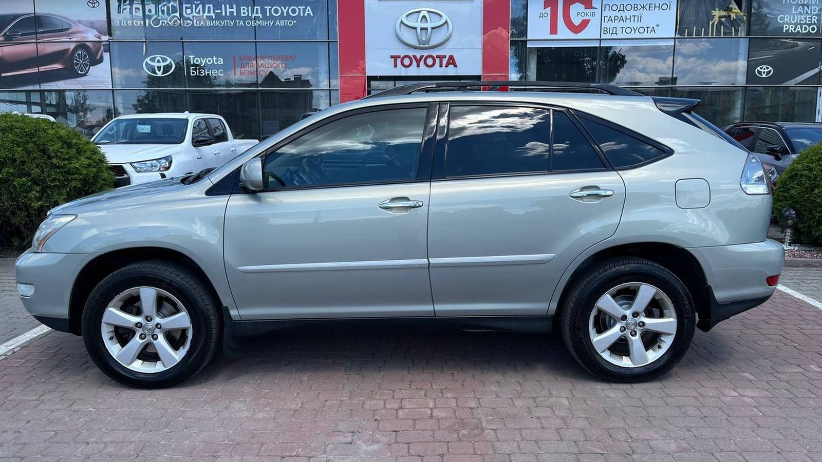Lexus RX 2008 року з пробігом 350623 км, Універсал, Тойота Центр Хмельницький "Гранд Мотор", м.Хмельницький - 434400 ГРН | Фото № 3