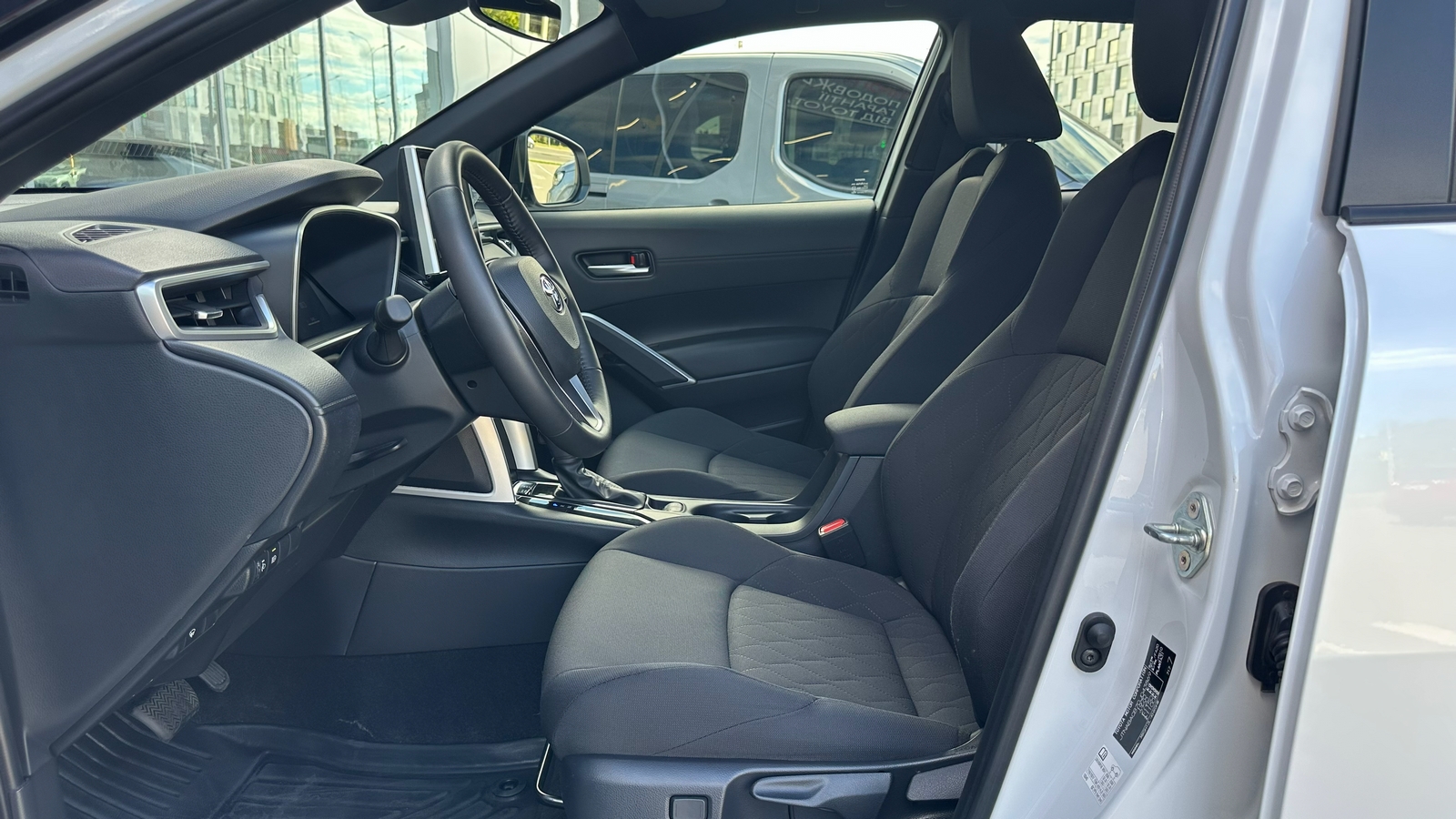 Toyota COROLLA CROSS 2025 року з пробігом 16028 км, Універсал, Тойота Центр Харків "Артсіті", м.Харків - 1545690 ГРН | Фото № 12