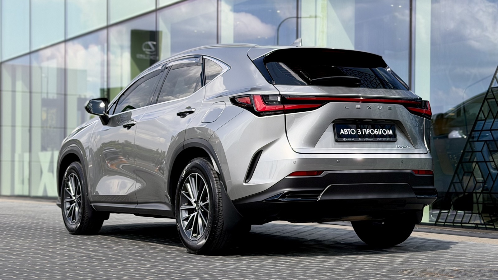 Lexus NX 2022 року з пробігом 50009 км, Універсал, Лексус Одеса, м.Одеса - 1896890 ГРН | Фото № 2