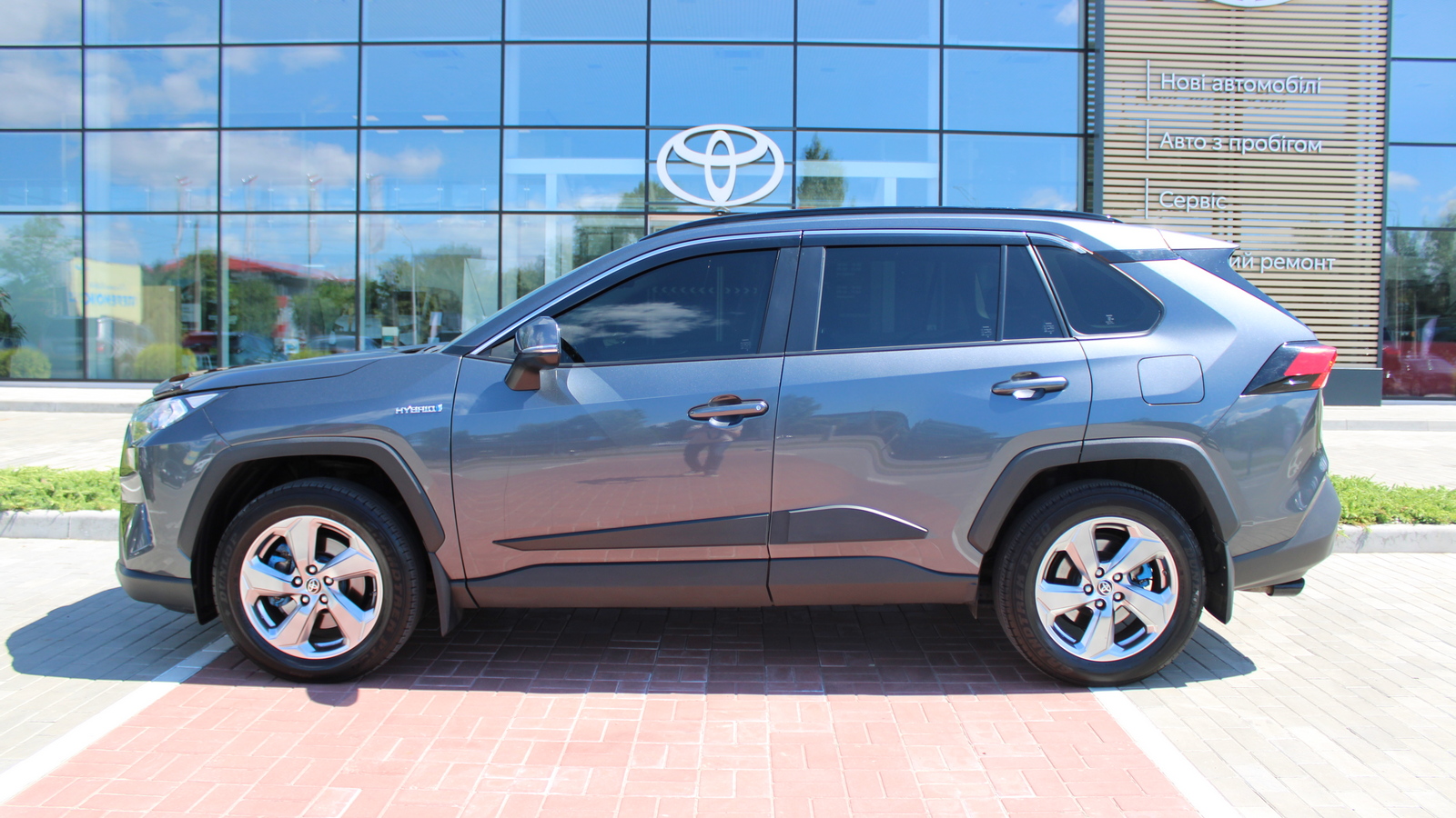 Toyota RAV4 2019 року з пробігом 139745 км, Універсал, Тойота Центр Черкаси "Мотор Сіті", м.Черкаси - 1390000 ГРН | Фото № 3