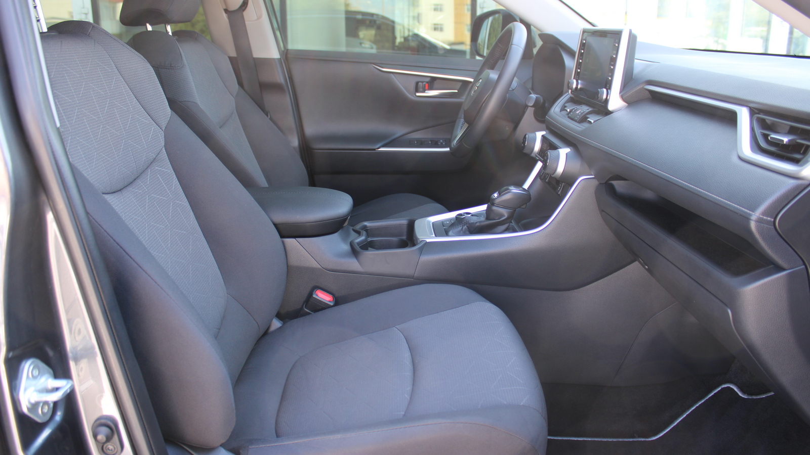 Toyota RAV4 2019 року з пробігом 139745 км, Універсал, Тойота Центр Черкаси "Мотор Сіті", м.Черкаси - 1390000 ГРН | Фото № 6