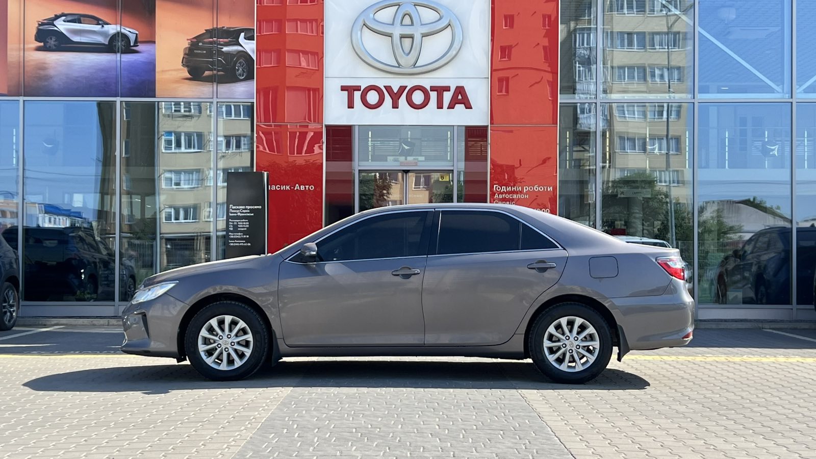 Toyota CAMRY 2016 року з пробігом 172199 км, Седан, Тойота Центр Івано-Франківськ "Класик-Авто", м.Івано-Франківськ - 710000 ГРН | Фото № 3