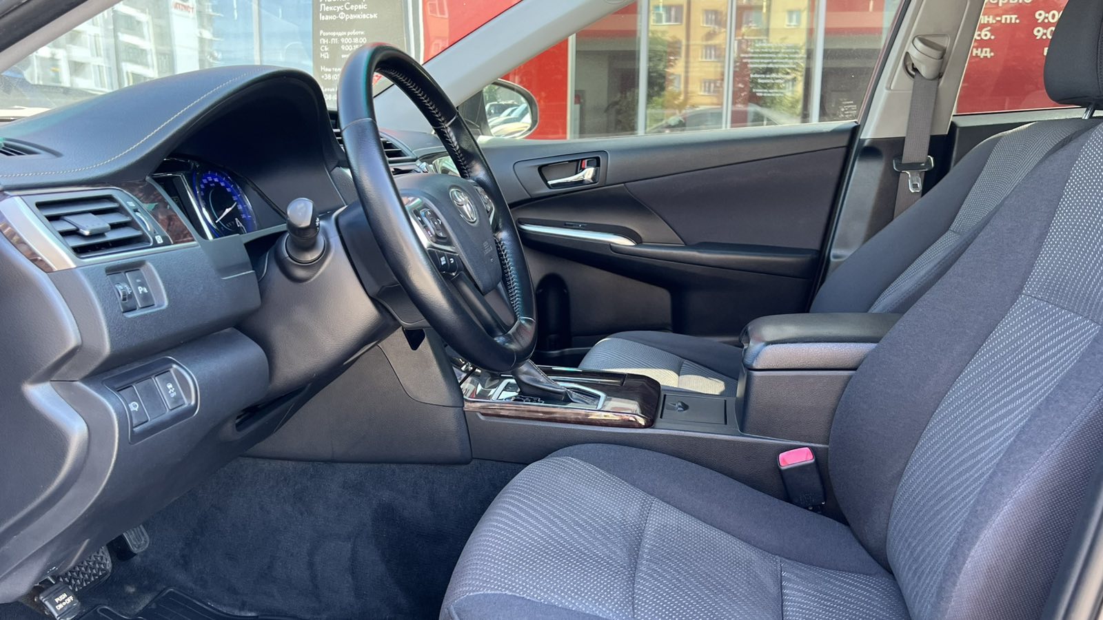 Toyota CAMRY 2016 року з пробігом 172199 км, Седан, Тойота Центр Івано-Франківськ "Класик-Авто", м.Івано-Франківськ - 710000 ГРН | Фото № 12