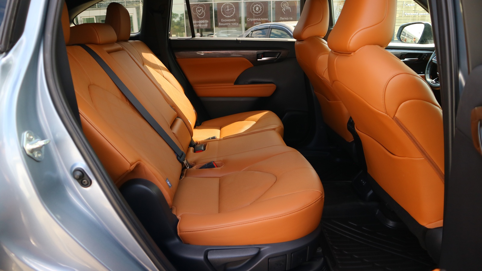 Toyota HIGHLANDER 2023 року з пробігом 104325 км, Універсал, Тойота Центр Київ "Автосаміт Укравто Столичне", м.Київ - 2363000 ГРН | Фото № 7