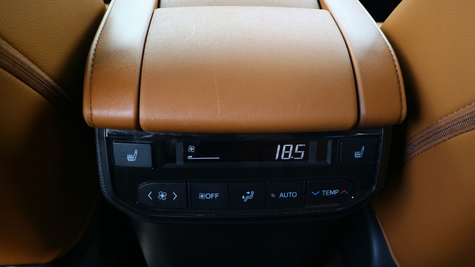 Toyota HIGHLANDER 2023 року з пробігом 104325 км, Універсал, Тойота Центр Київ "Автосаміт Укравто Столичне", м.Київ - 2363000 ГРН | Фото № 21