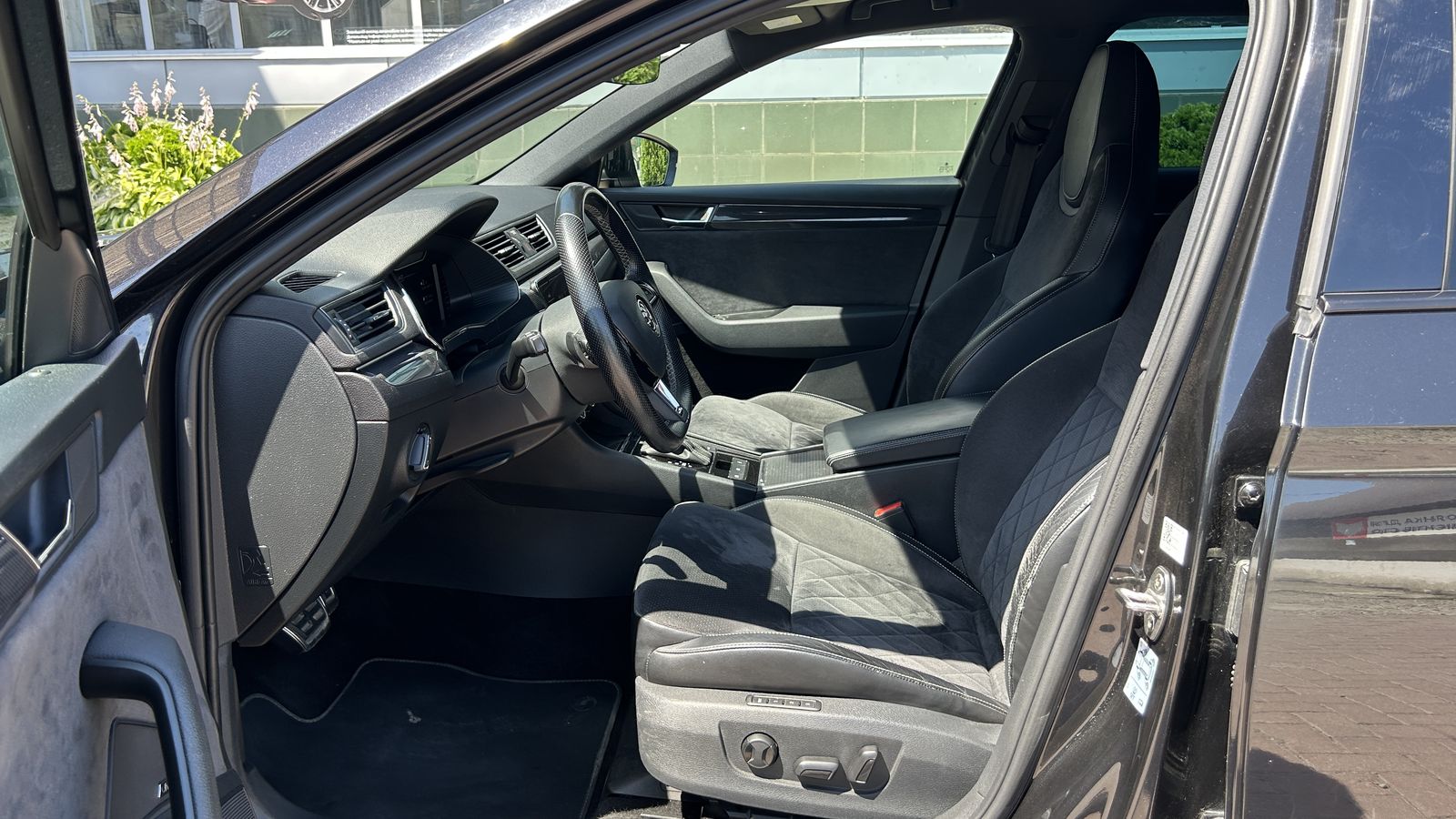 Інші авто SKODA SUPERB 2019 року з пробігом 295671 км, Універсал, Тойота Центр Чернівці "Олімп-Моторс", м.Чернівці - 920000 ГРН | Фото № 12