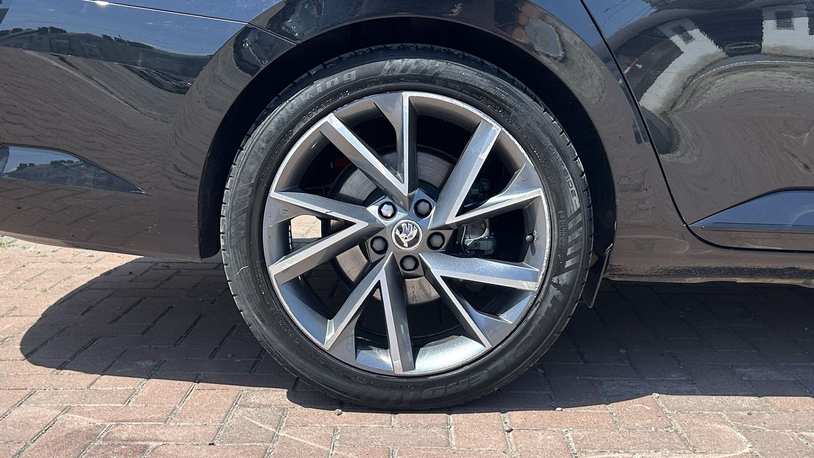 Інші авто SKODA SUPERB 2019 року з пробігом 295671 км, Універсал, Тойота Центр Чернівці "Олімп-Моторс", м.Чернівці - 920000 ГРН | Фото № 16
