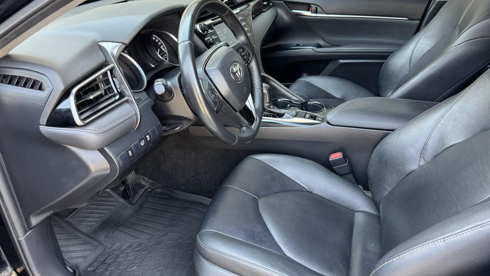 Toyota CAMRY 2020 року з пробігом 133000 км, Седан, Тойота Центр Київ "Автосаміт Укравто", м.Київ - 1157000 ГРН | Фото № 12