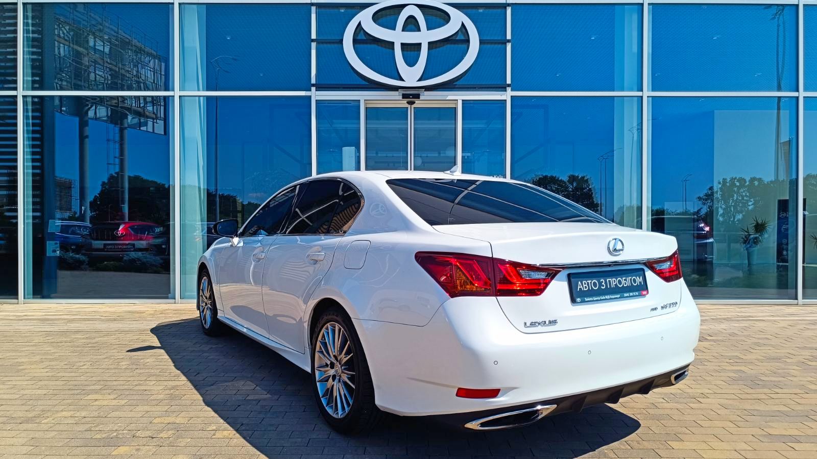Lexus GS 2013 року з пробігом 129948 км, Седан, Тойота Центр Київ «ВІДІ Аеропорт», м.Київ - 900000 ГРН | Фото № 2