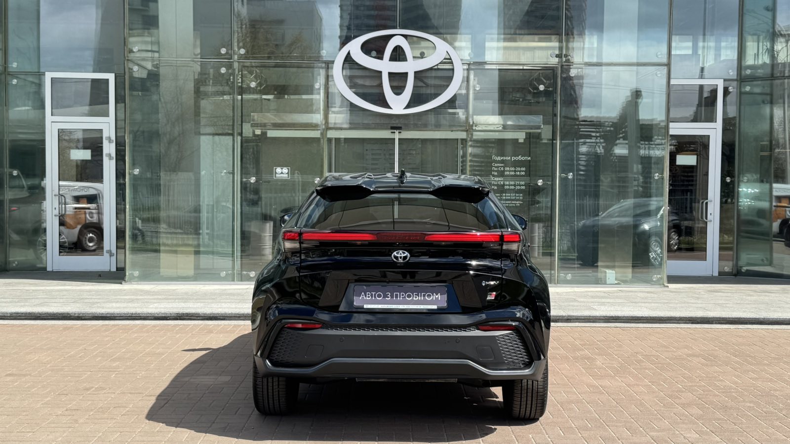 Toyota C-HR 2025 року з пробігом 2663 км, Хетчбек, Тойота Центр Київ "Автосаміт Укравто", м.Київ - 2095400 ГРН | Фото № 4