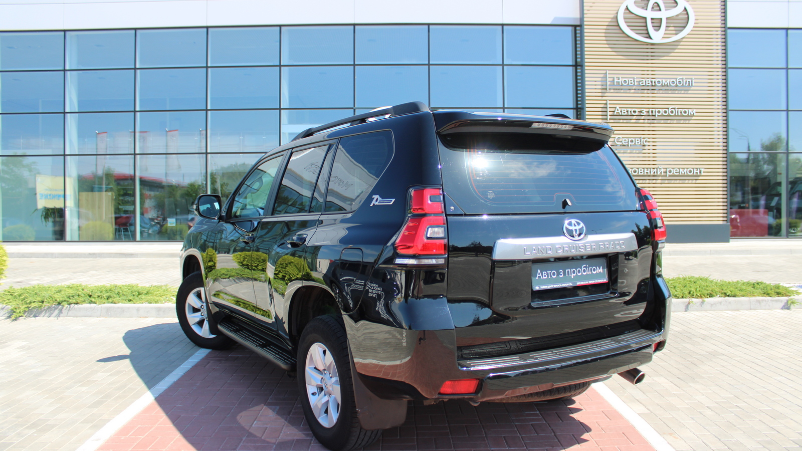 Toyota LAND CRUISER PRADO 2022 року з пробігом 122247 км, Універсал, Тойота Центр Черкаси "Мотор Сіті", м.Черкаси - 1930000 ГРН | Фото № 2