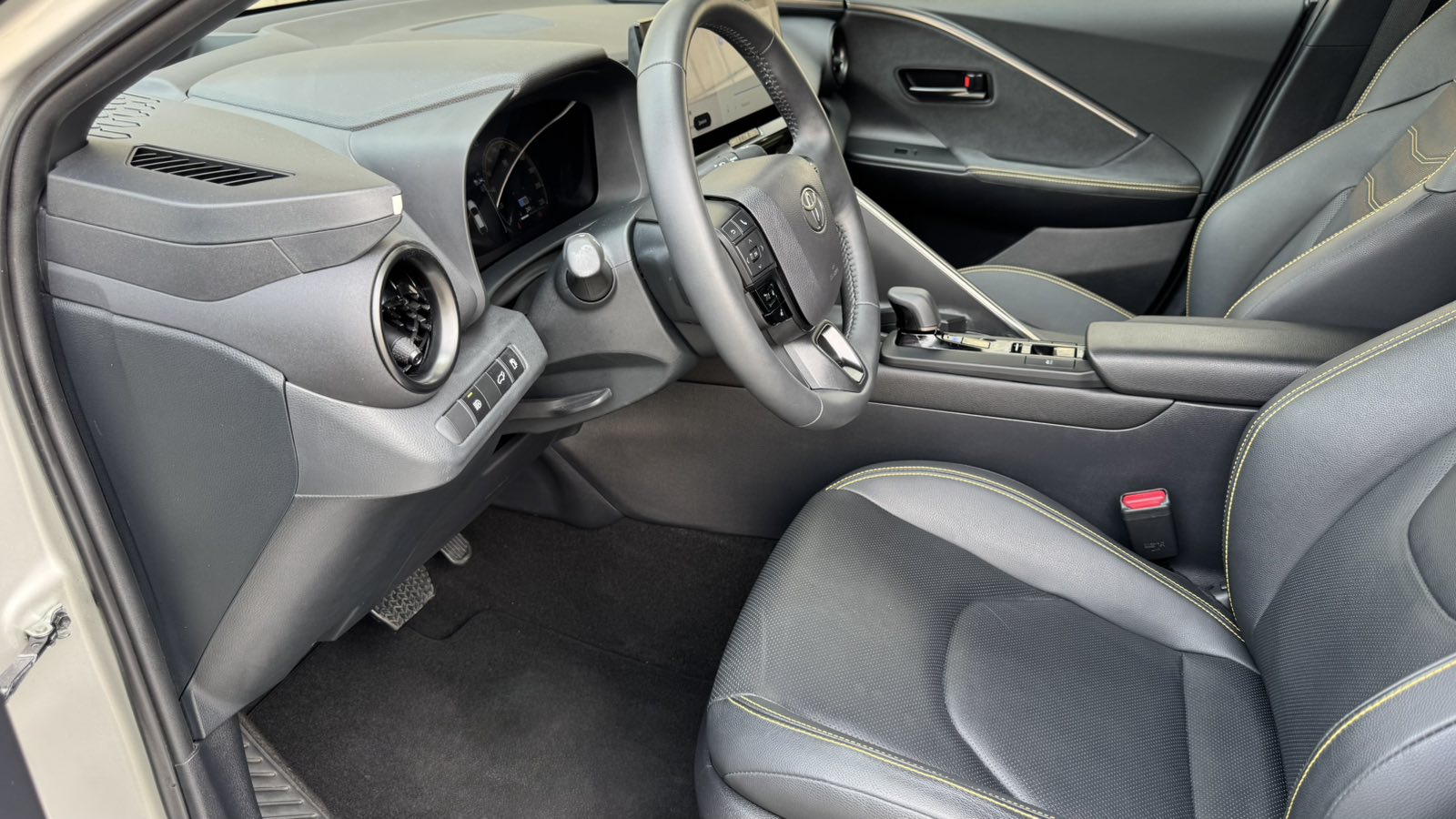 Toyota C-HR 2024 року з пробігом 38000 км, Хетчбек, Тойота Центр Київ "Автосаміт Укравто", м.Київ - 2013376 ГРН | Фото № 12