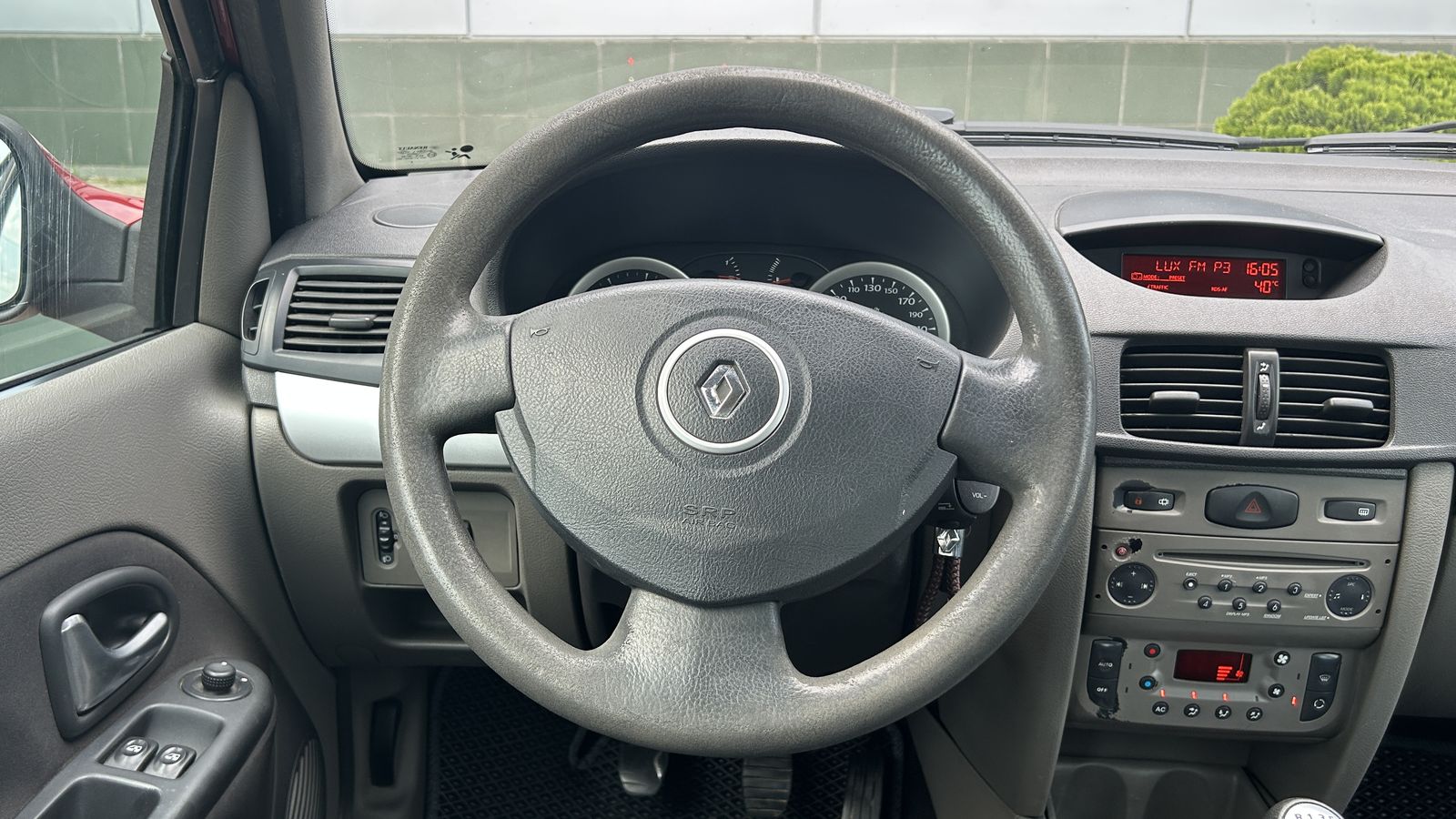 Інші авто RENAULT SYMBOL 2008 року з пробігом 265618 км, Седан, Тойота Центр Чернівці "Олімп-Моторс", м.Чернівці - 155000 ГРН | Фото № 13