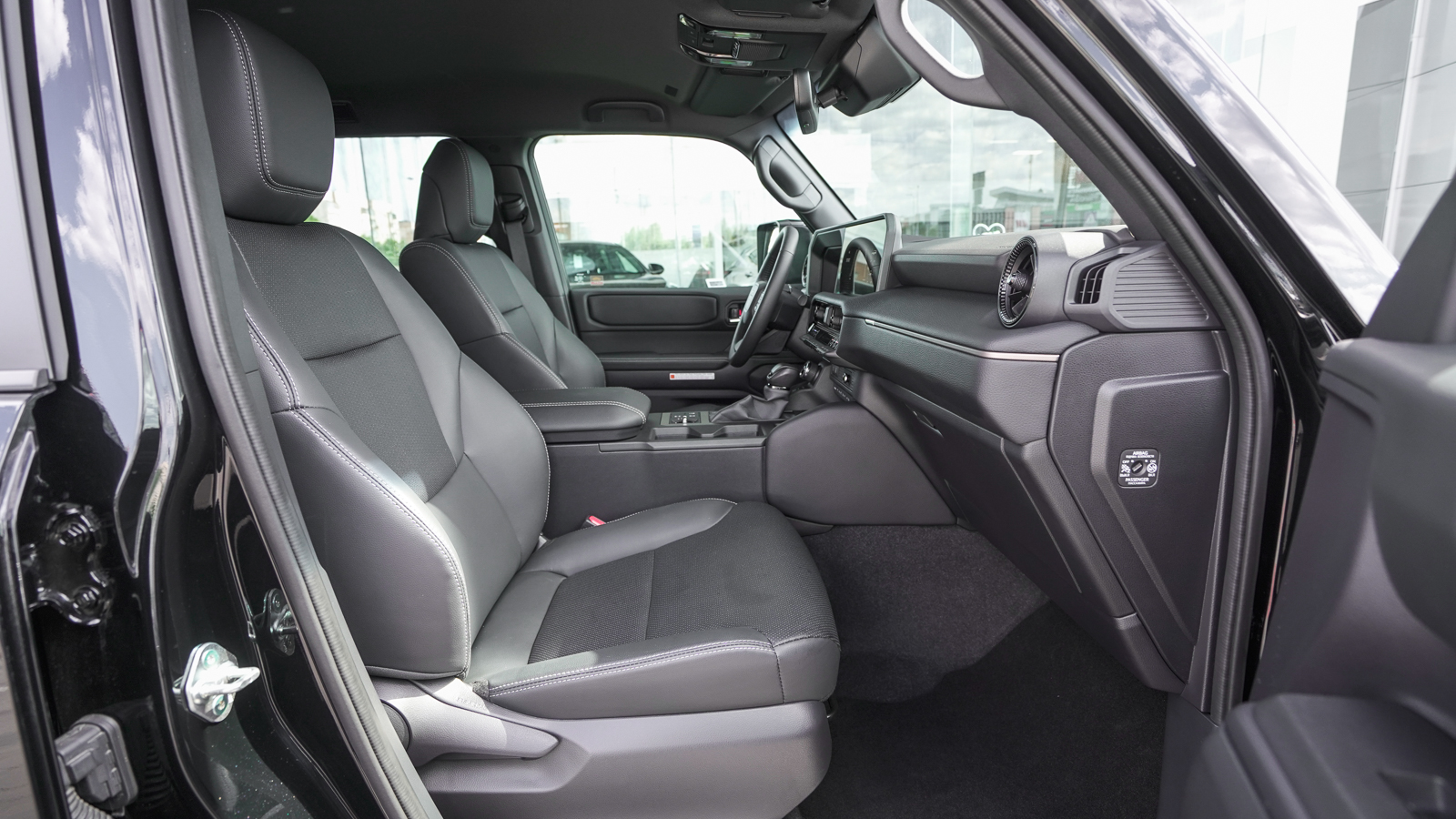 Toyota LAND CRUISER PRADO 2025 року, Універсал, Лексус Львів, м.Львів | Фото № 6 Toyota LAND CRUISER PRADO 2025 року з пробігом 35144 км, Універсал, Лексус Львів, м.Львів - 2818750 ГРН | Фото № 6