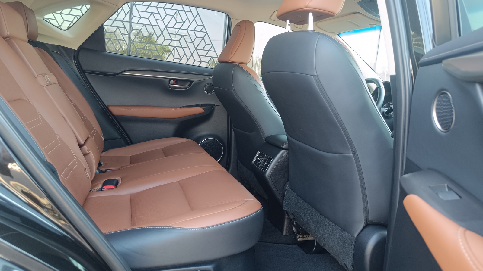 Lexus NX 2014 року, Універсал, Лексус Київ Захід, м.Київ | Фото № 7 Lexus NX 2014 року з пробігом 164919 км, Універсал, Лексус Київ Захід, м.Київ - 1090000 ГРН | Фото № 7