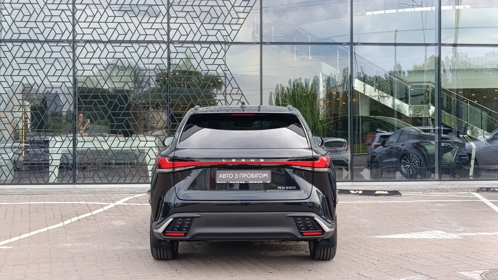 Lexus RX 2025 року з пробігом 3939 км, Універсал, Лексус Київ Захід, м.Київ - 3800000 ГРН | Фото № 4