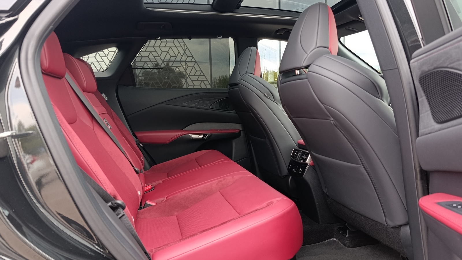 Lexus RX 2025 року з пробігом 3939 км, Універсал, Лексус Київ Захід, м.Київ - 3800000 ГРН | Фото № 7