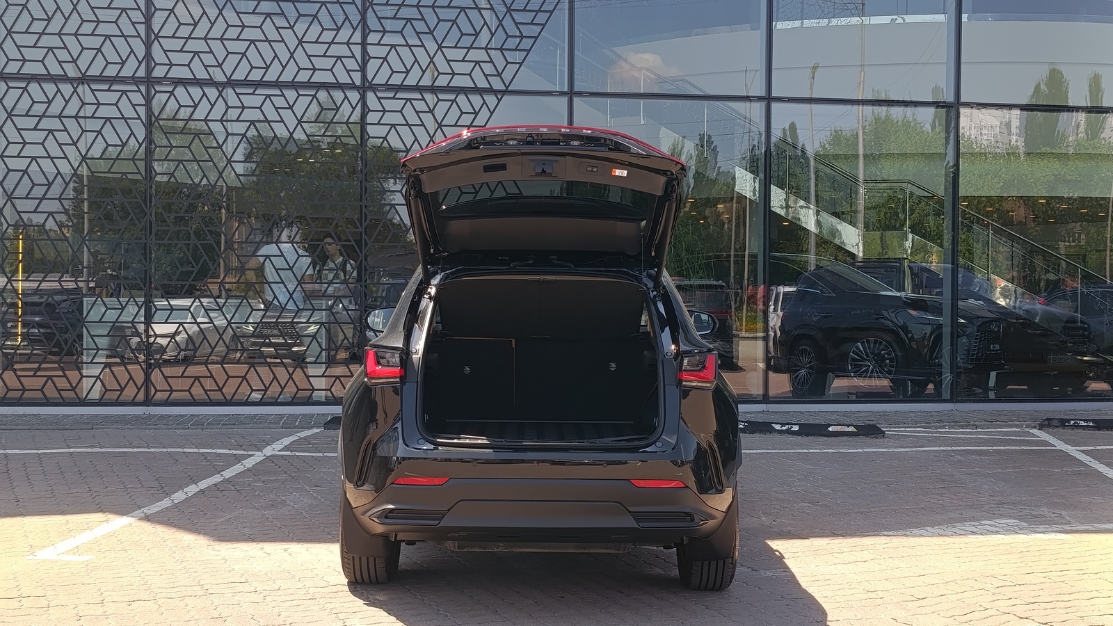 Lexus NX 2025 року, Універсал, Лексус Київ Захід, м.Київ | Фото № 10 Lexus NX 2025 року з пробігом 6141 км, Універсал, Лексус Київ Захід, м.Київ - 2850000 ГРН | Фото № 10
