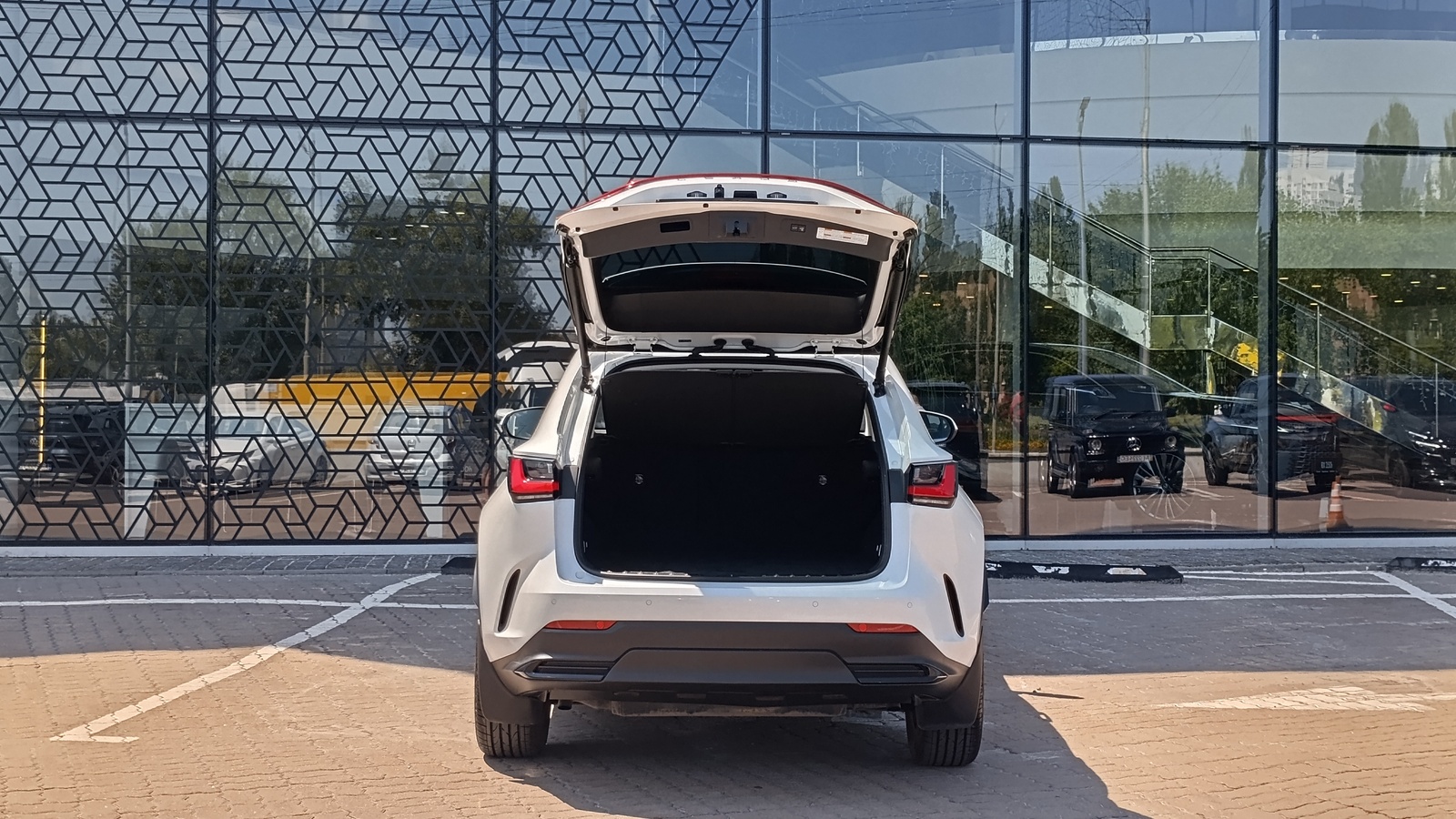 Lexus NX 2022 року з пробігом 40493 км, Універсал, Лексус Київ Захід, м.Київ - 2075000 ГРН | Фото № 10