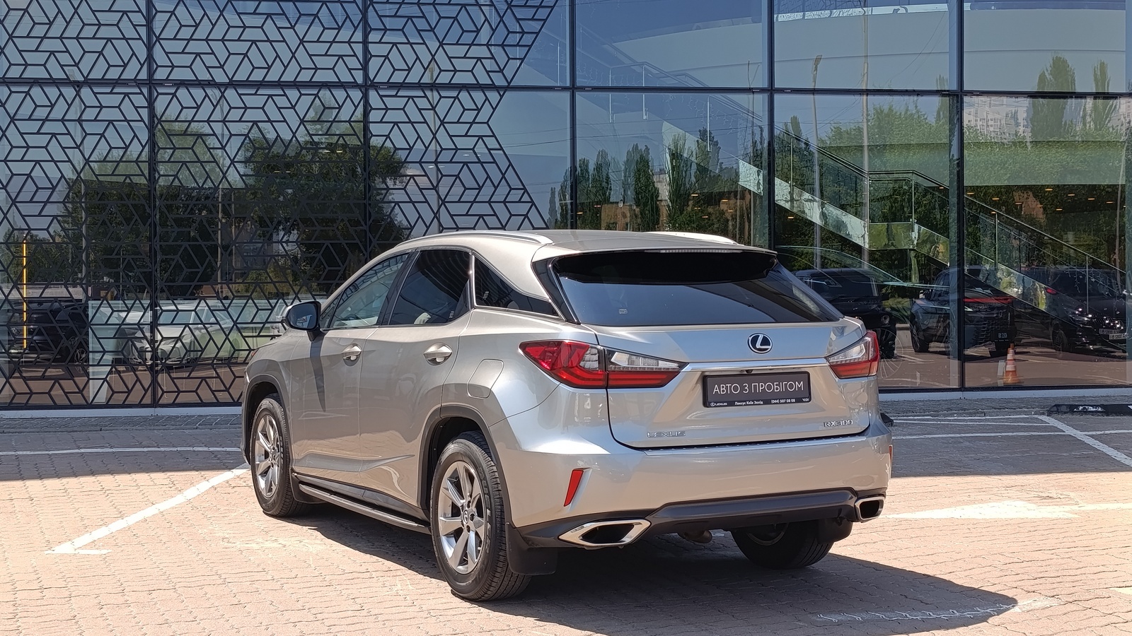 Lexus RX 2019 року, Універсал, Лексус Київ Захід, м.Київ | Фото № 2 Lexus RX 2019 року з пробігом 103405 км, Універсал, Лексус Київ Захід, м.Київ - 1500000 ГРН | Фото № 2