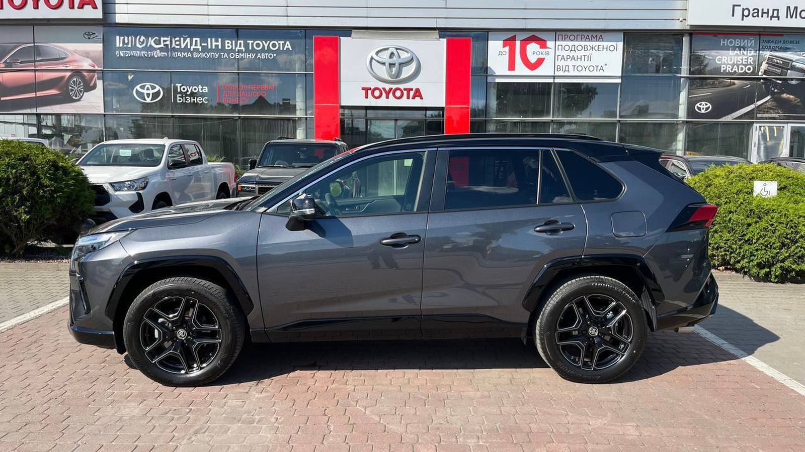 Toyota RAV4 2024 року з пробігом 4526 км, Універсал, Тойота Центр Хмельницький "Гранд Мотор", м.Хмельницький - 2200000 ГРН | Фото № 3