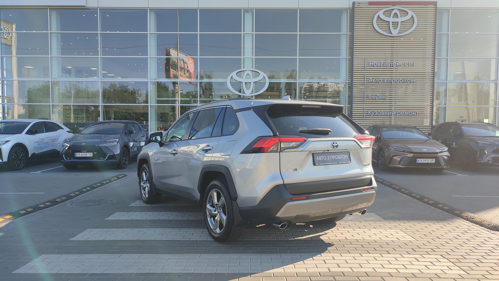 Toyota RAV4 2019 року з пробігом 93549 км, Універсал, Тойота Центр Київ "ВіДі Автострада", м.Київ - 1430000 ГРН | Фото № 2