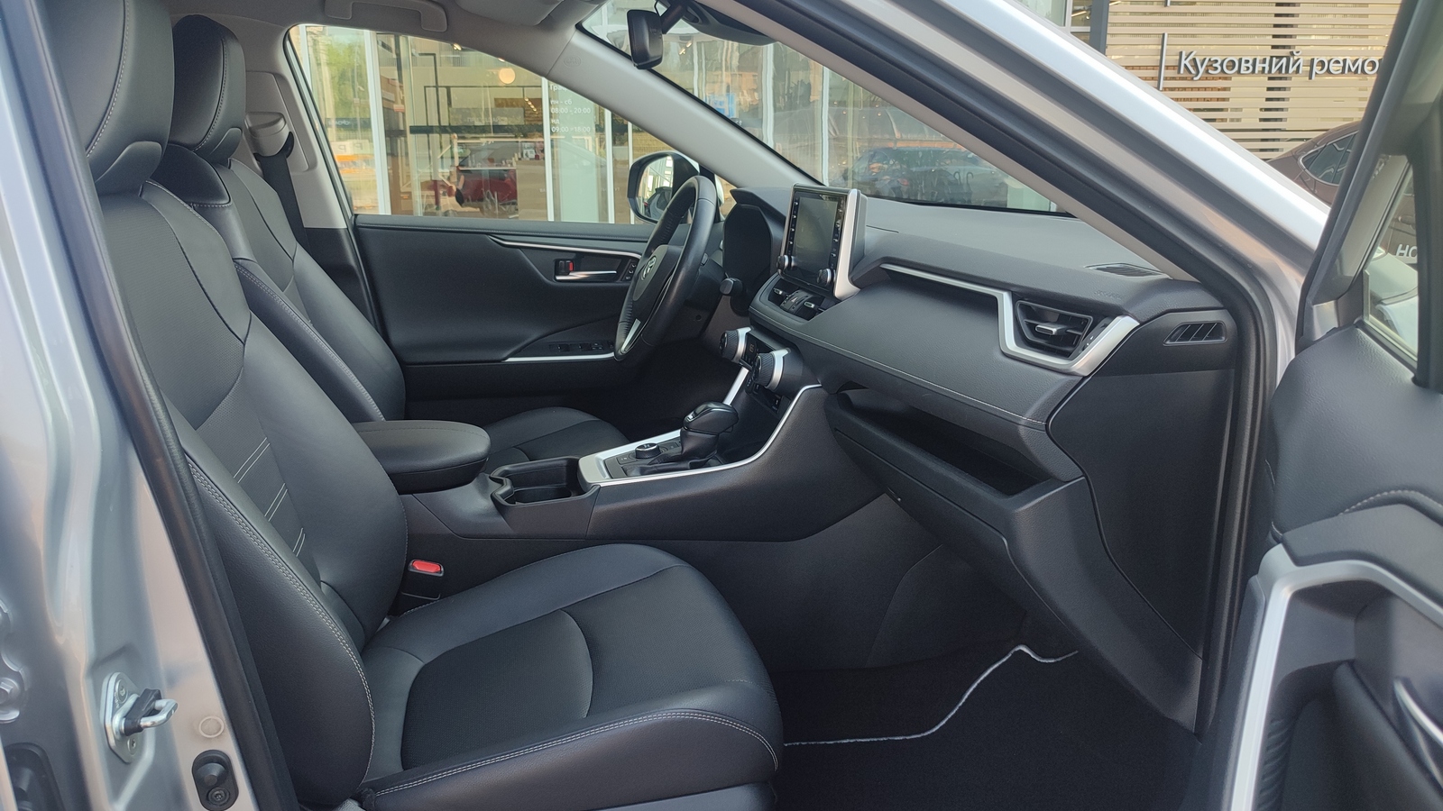Toyota RAV4 2019 року з пробігом 93549 км, Універсал, Тойота Центр Київ "ВіДі Автострада", м.Київ - 1430000 ГРН | Фото № 6