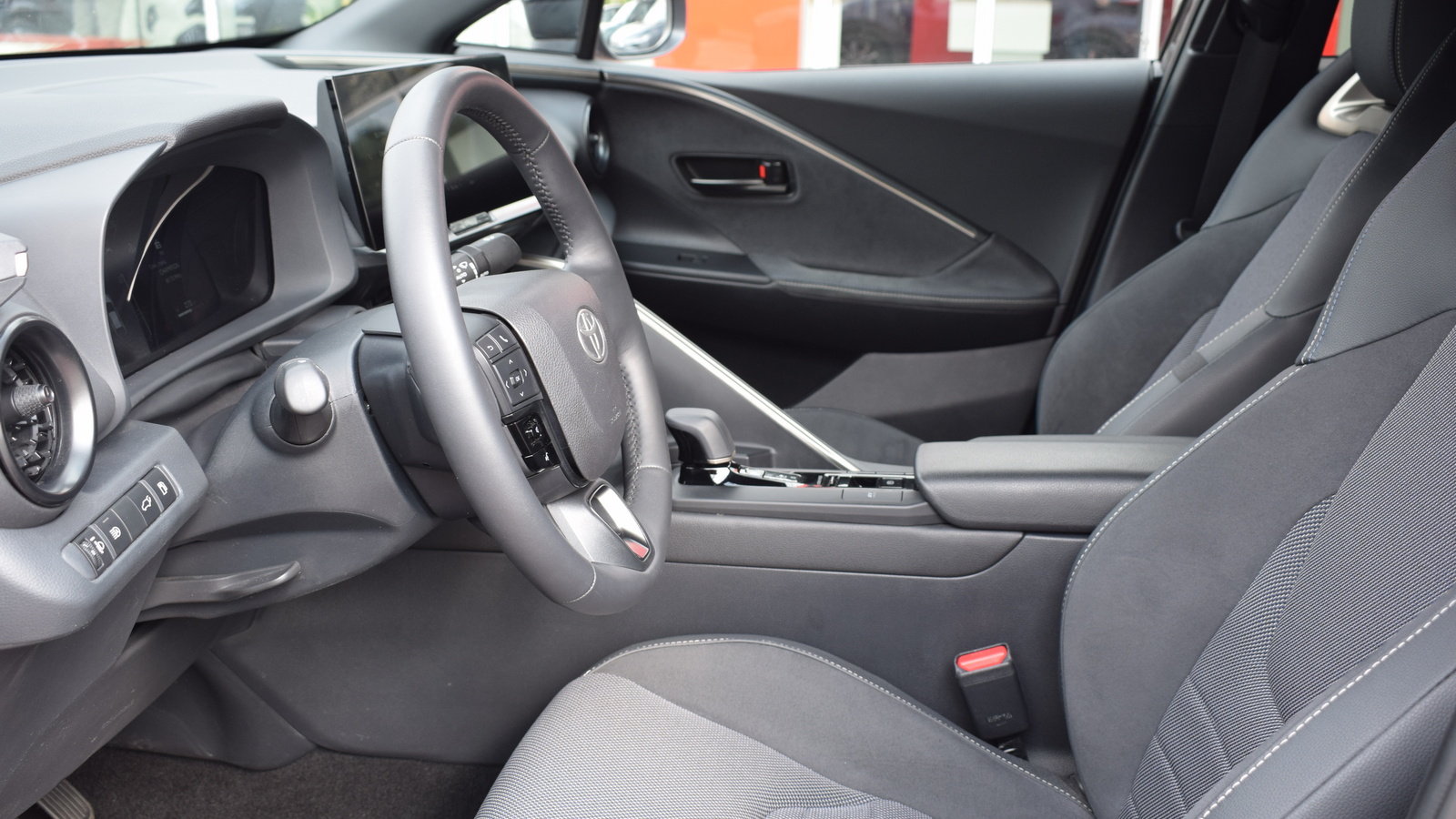 Toyota C-HR 2024 року з пробігом 7491 км, Хетчбек, Тойота Центр Житомир "Стар - Кар", м.Житомир - 1450000 ГРН | Фото № 12