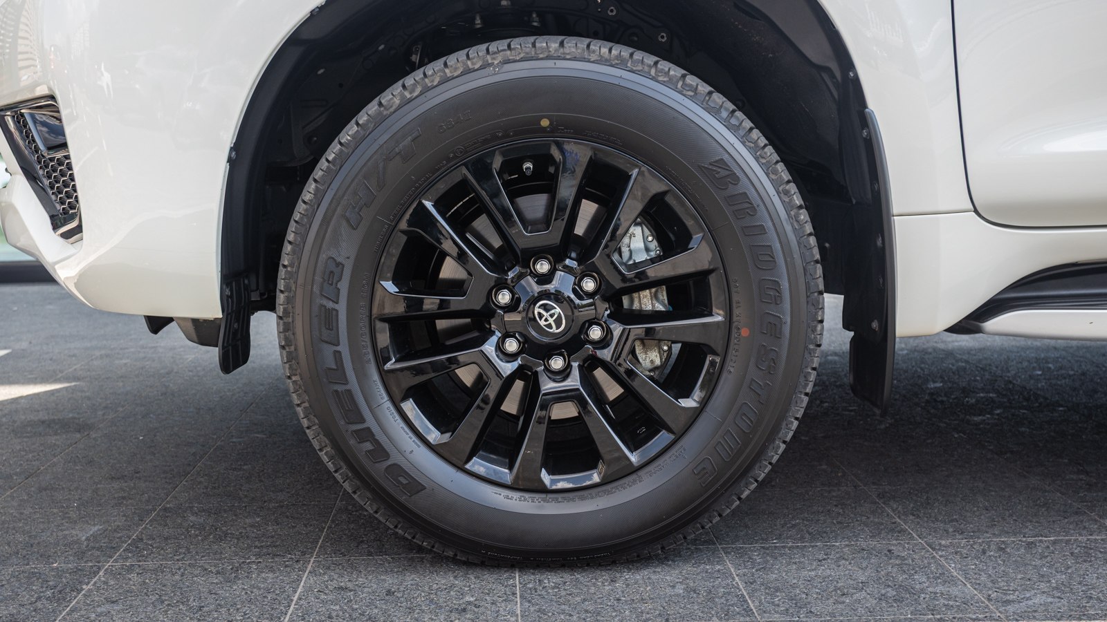 Toyota LAND CRUISER PRADO 2022 року, Універсал, Тойота Центр Дніпро "Алмаз Мотор" на Запорізькому шосе, м.Дніпро | Фото № 18 Toyota LAND CRUISER PRADO 2022 року з пробігом 10721 км, Універсал, Тойота Центр Дніпро "Алмаз Мотор" на Запорізькому шосе, м.Дніпро - 2475000 ГРН | Фото № 18