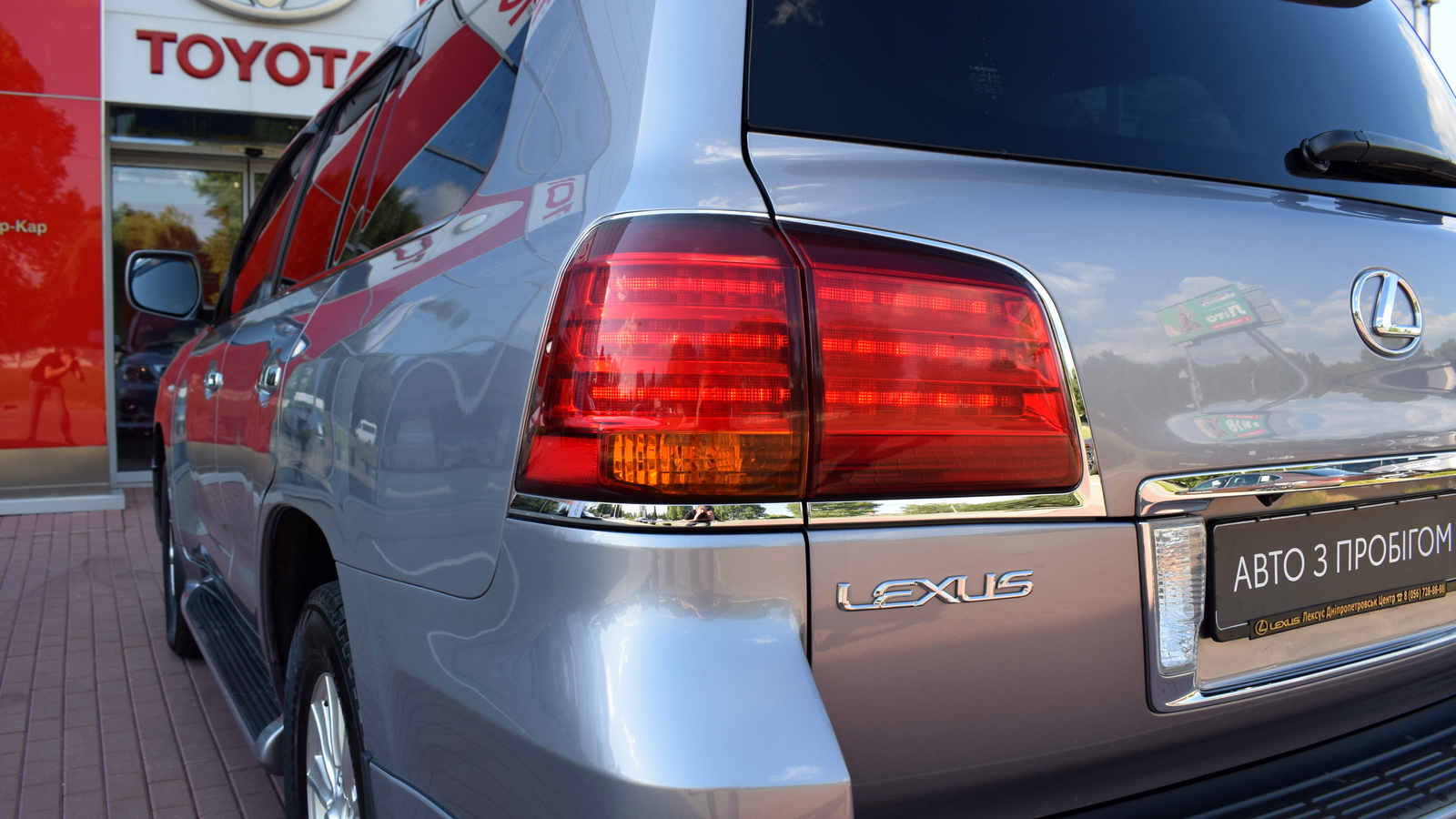 Lexus LX 2010 року, Універсал, Тойота Центр Житомир "Стар - Кар", м.Житомир | Фото № 32 Lexus LX 2010 року з пробігом 70983 км, Універсал, Тойота Центр Житомир "Стар - Кар", м.Житомир - 2453000 ГРН | Фото № 32